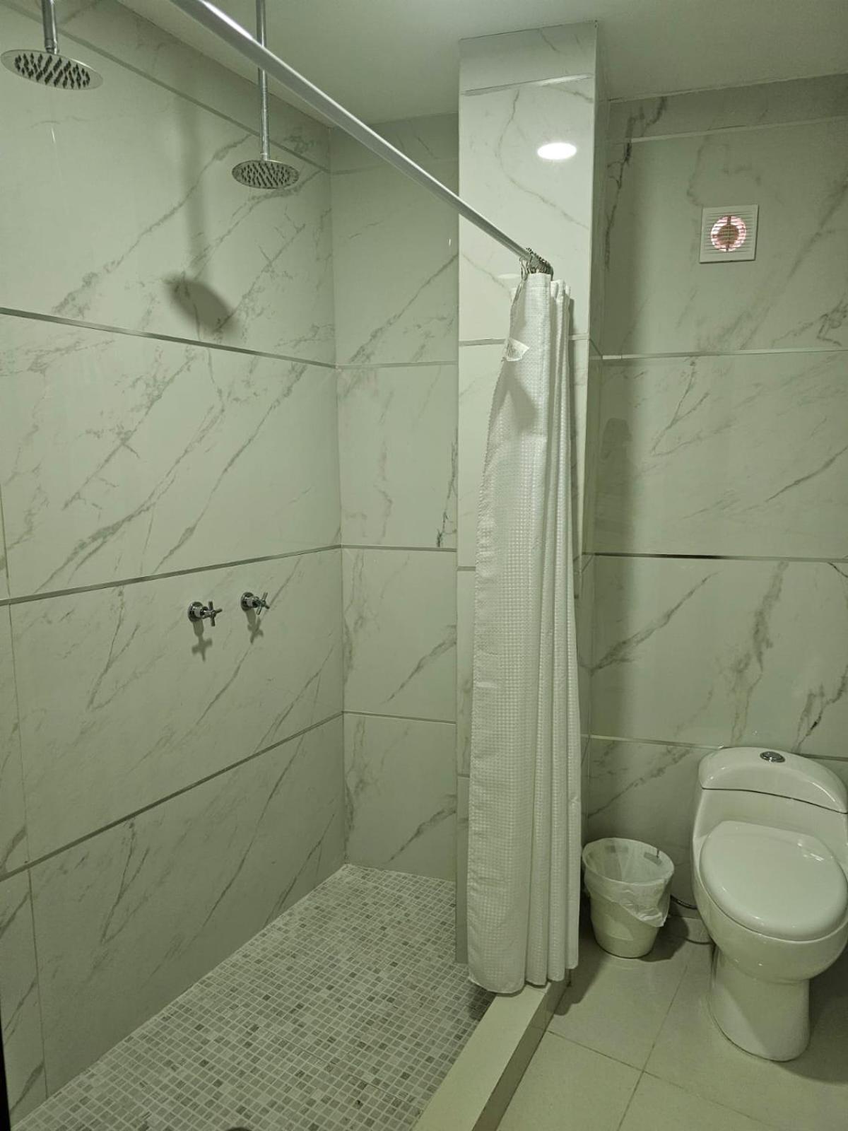 Hotel Plaza ラパス エクステリア 写真